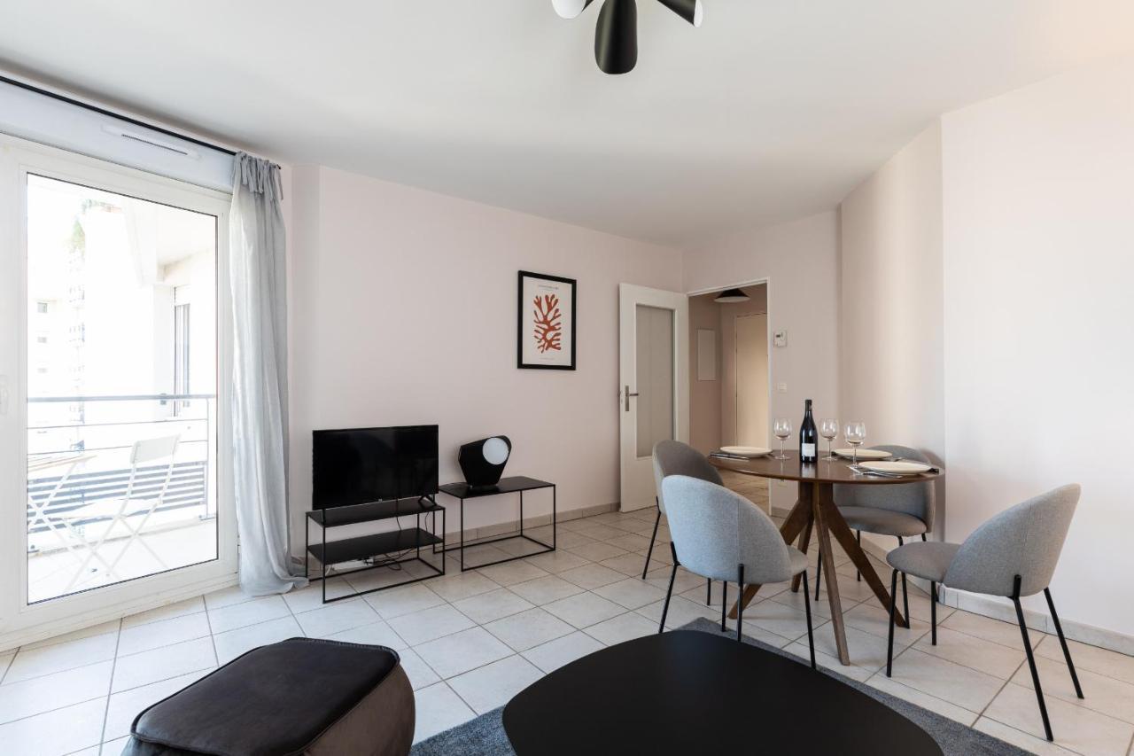 Dify Elegant - Quartier Part Dieu Лион Экстерьер фото