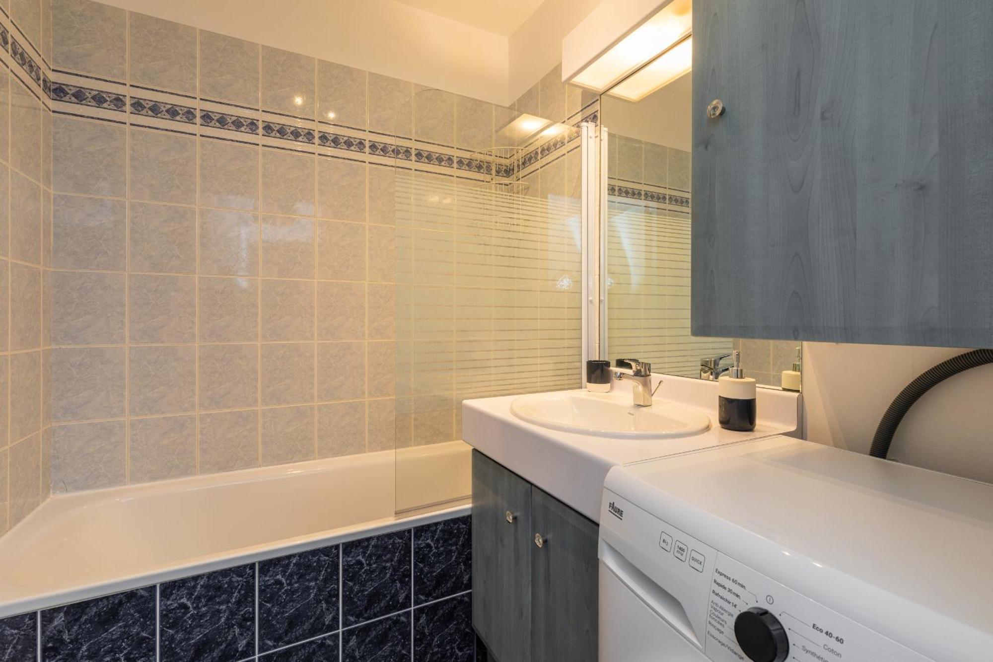 Dify Elegant - Quartier Part Dieu Лион Экстерьер фото